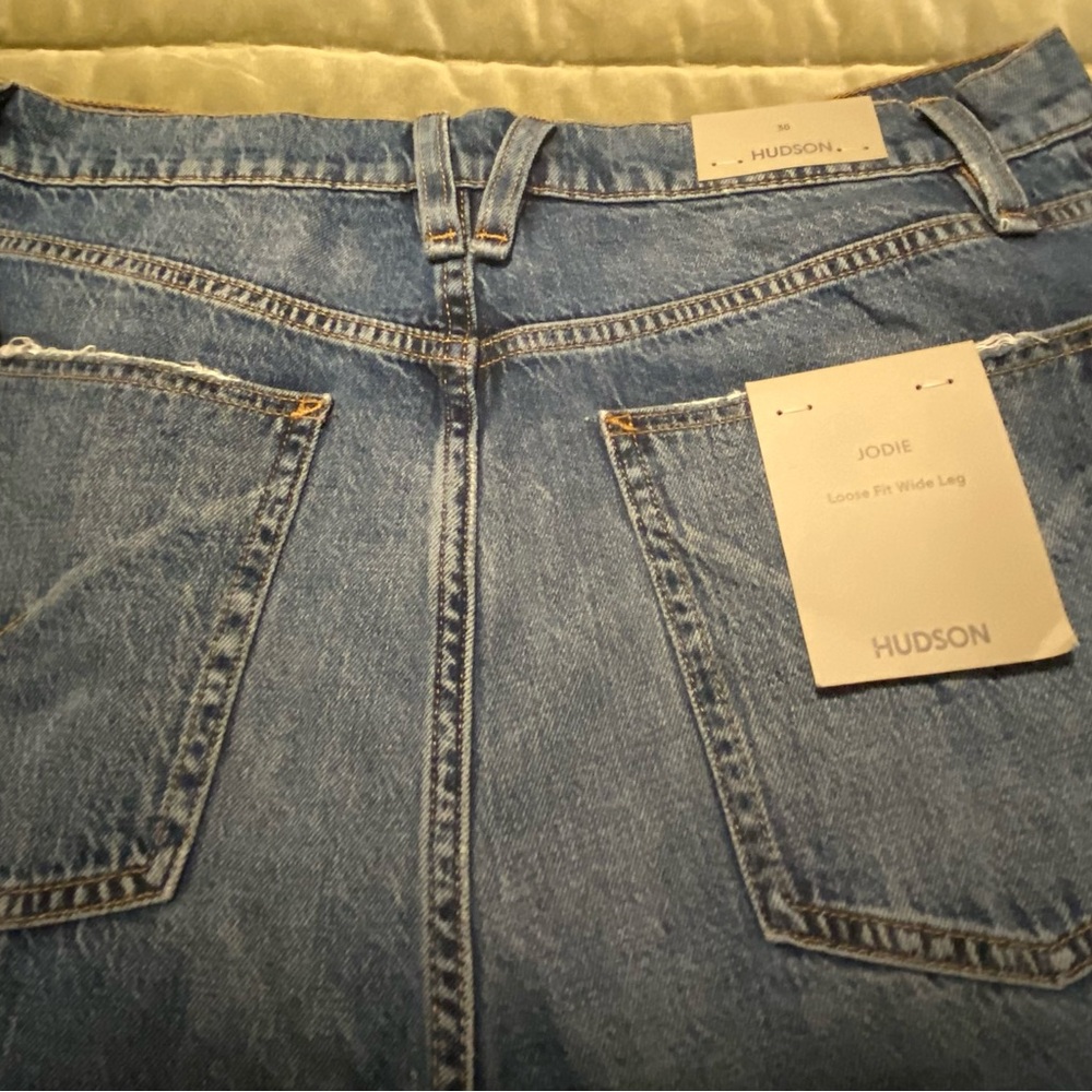 Hudson Jeans Women’s Loose Fit Wide Leg Blue Jeans